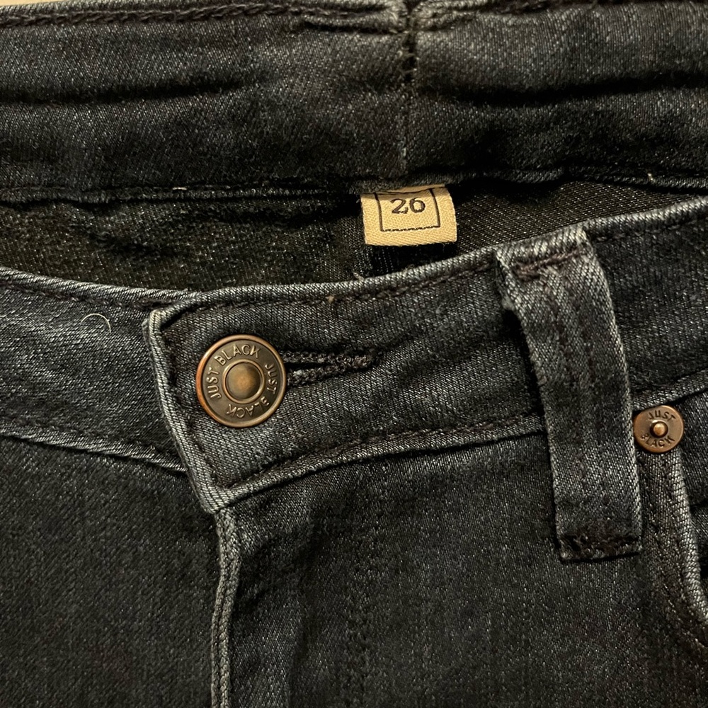 Just Black Women’s Dark Wash Jeans - Picture 3 of 4